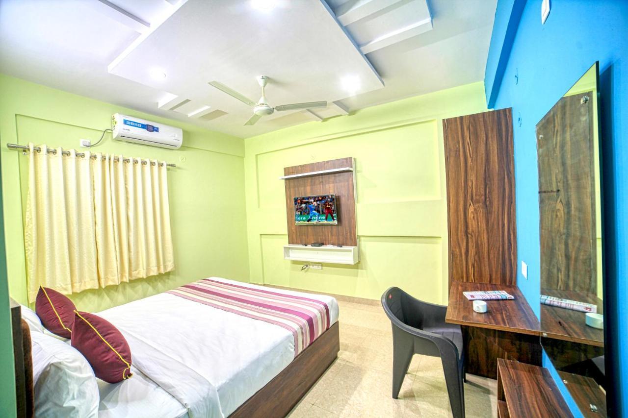 Redkey Inn Hotel Near Bangalore Airport Airport Pickup & Drop Available 24X7 Yelahanka ภายนอก รูปภาพ