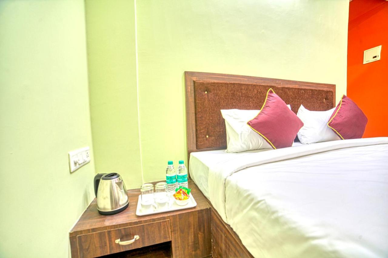 Redkey Inn Hotel Near Bangalore Airport Airport Pickup & Drop Available 24X7 Yelahanka ภายนอก รูปภาพ