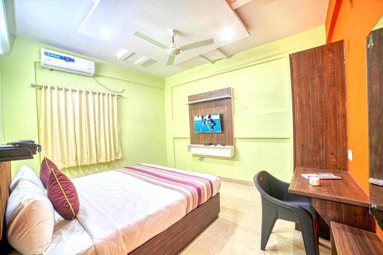 Redkey Inn Hotel Near Bangalore Airport Airport Pickup & Drop Available 24X7 Yelahanka ภายนอก รูปภาพ