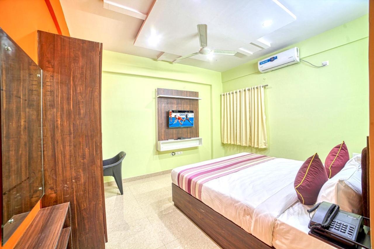 Redkey Inn Hotel Near Bangalore Airport Airport Pickup & Drop Available 24X7 Yelahanka ภายนอก รูปภาพ